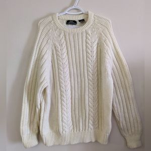 Vintage Men's cable knit sweater